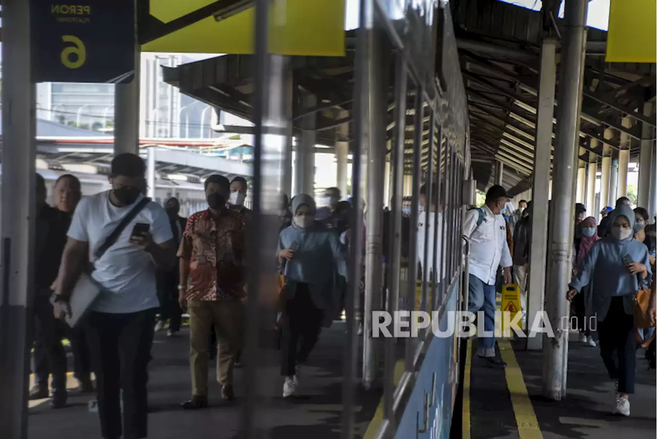 Jumlah Penumpang KAI di Libur Panjang Awal Juni 2023 Capai 639 Ribu Orang |Republika Online