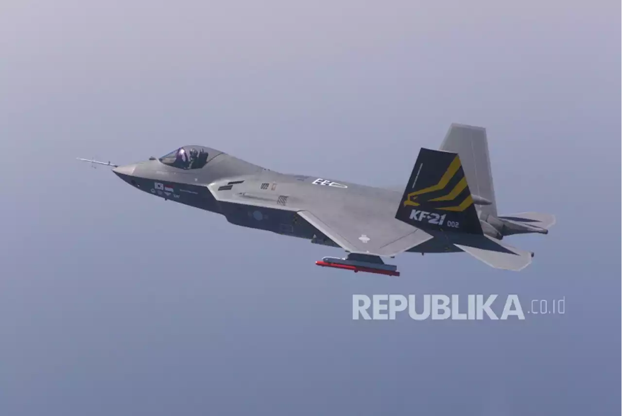 Terbang Satu Jam, Pilot TNI AU Kembali Sukses Uji Jet Tempur KF-21 Boramae |Republika Online