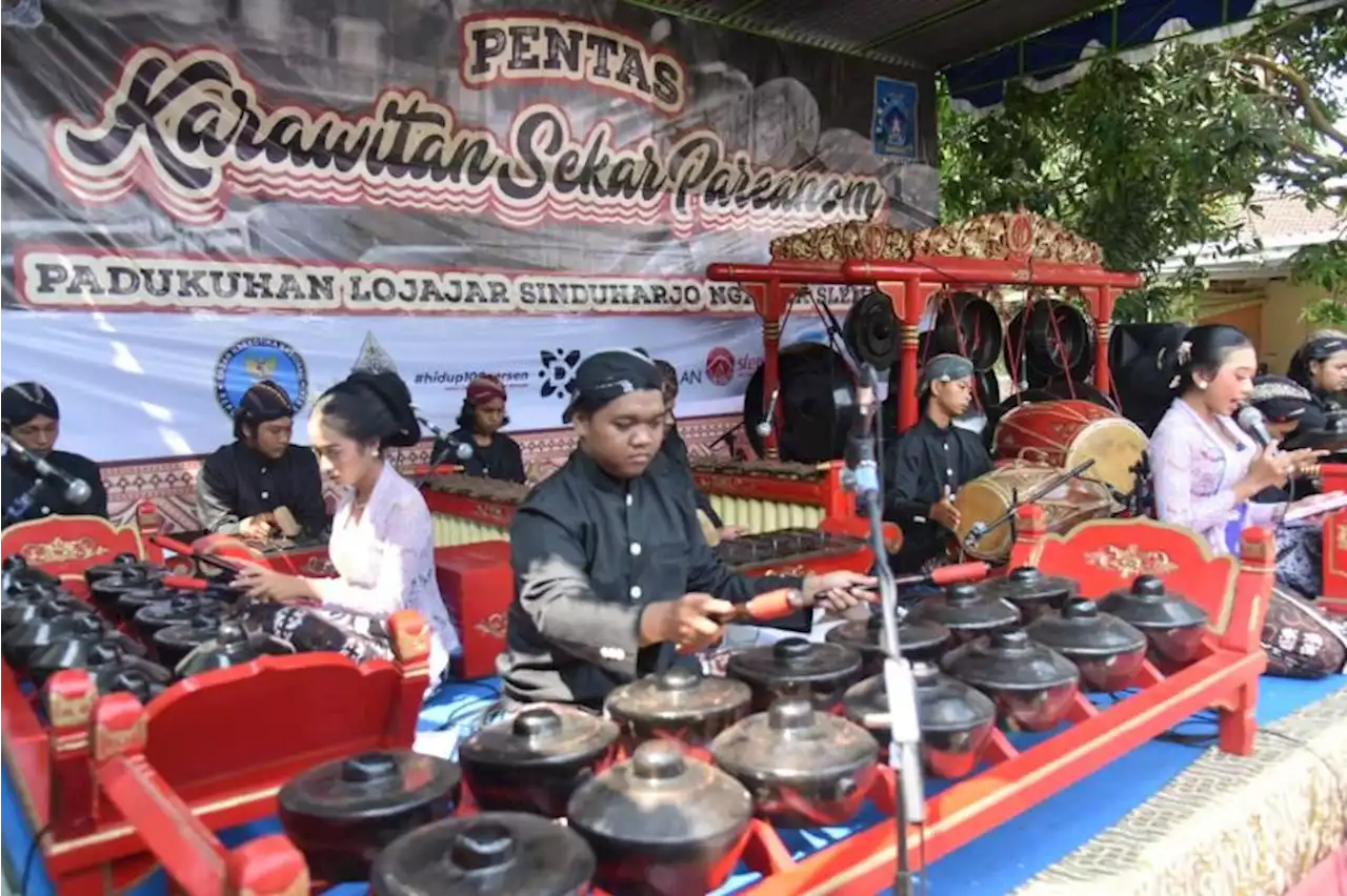 Terkesan Pentas Karawitan, Wabup Sleman Apresiasi Anak Muda Lestarikan Budaya |Republika Online