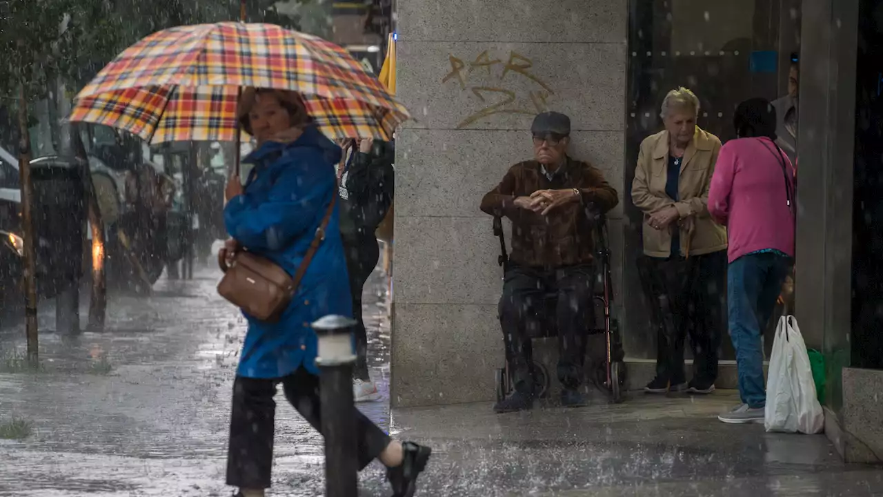 Trece comunidades siguen en alerta por lluvias y tormentas