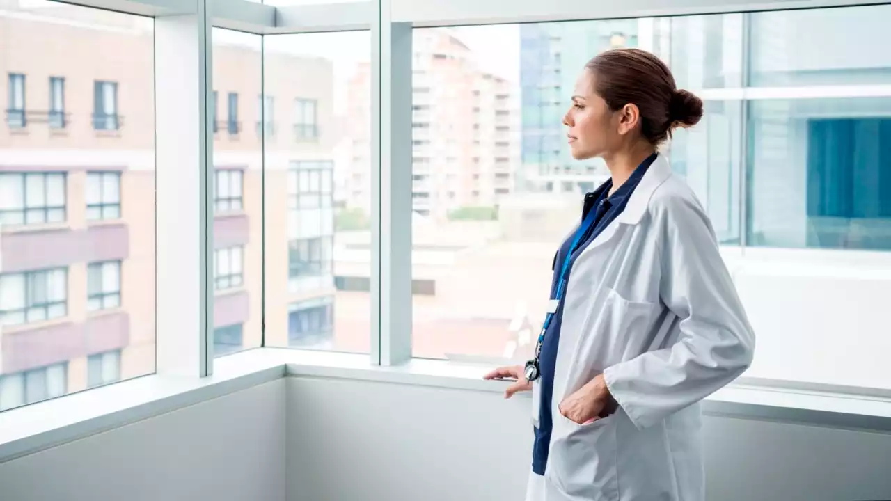 Queensland nursing and midwifery students to receive cost of living bonus