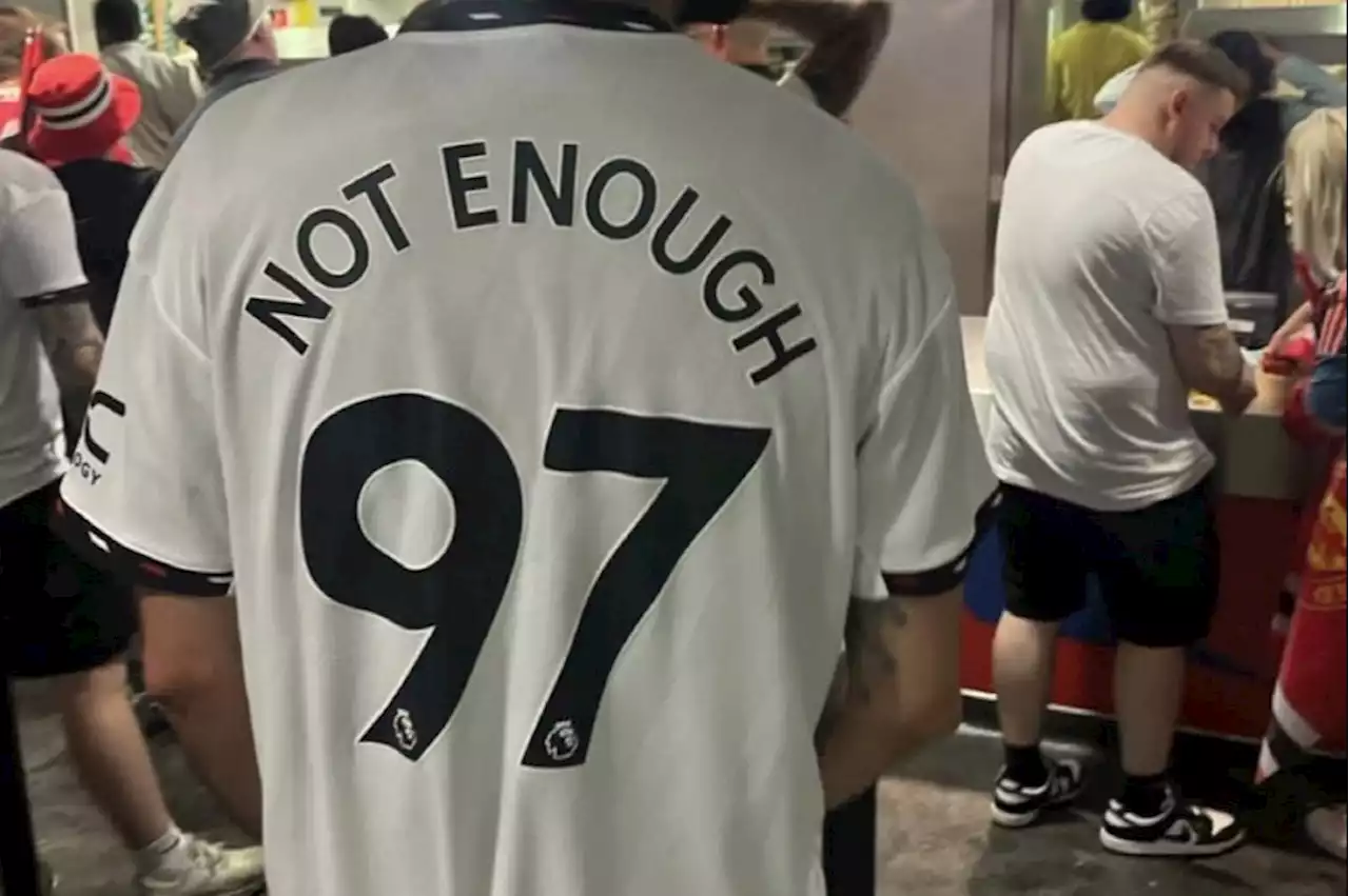 Fan with offensive Hillsborough shirt at FA Cup final charged by police