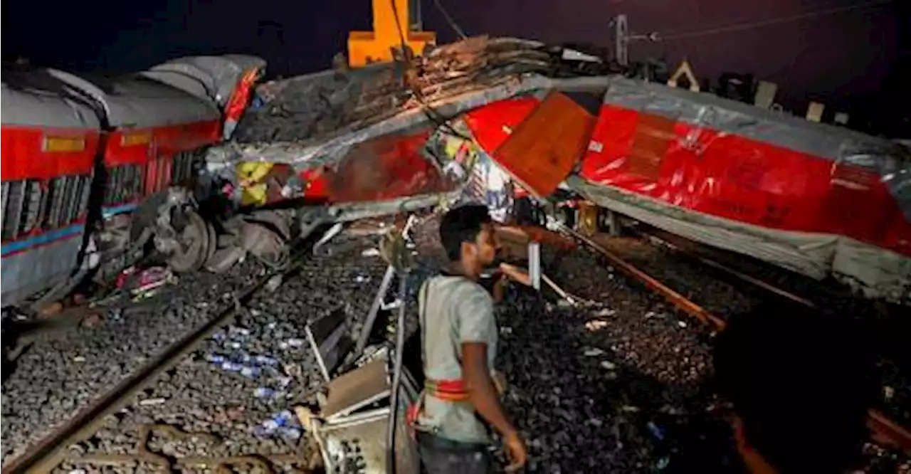 At least 288 dead, hundreds hurt in India triple train crash