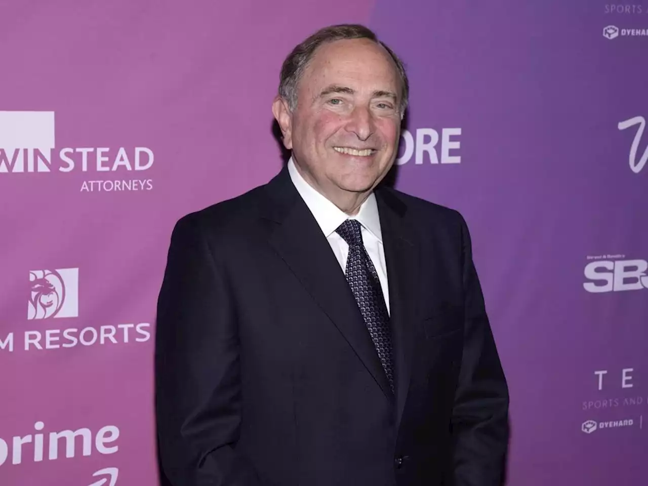 NHL still committed to keeping Coyotes in Arizona after arena referendum failed: Bettman