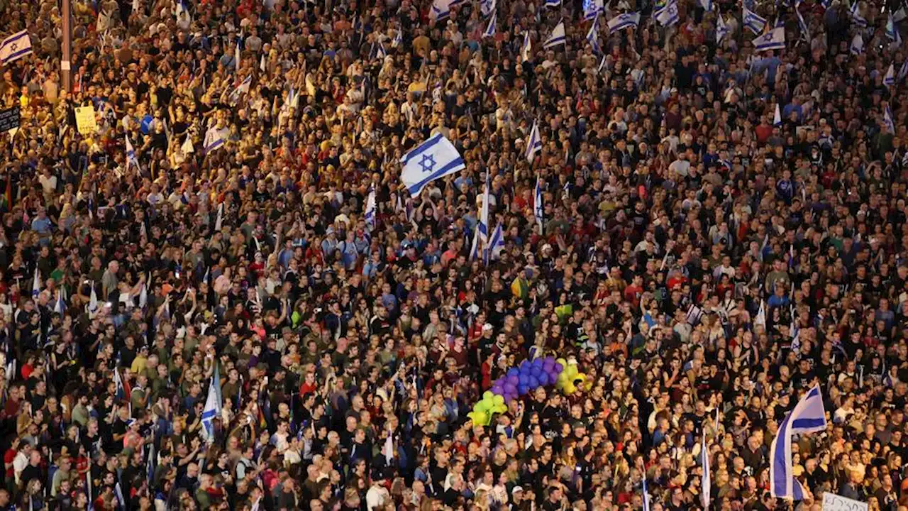 Israelis in Tel Aviv, other cities protest Netanyahu's judicial reform plan