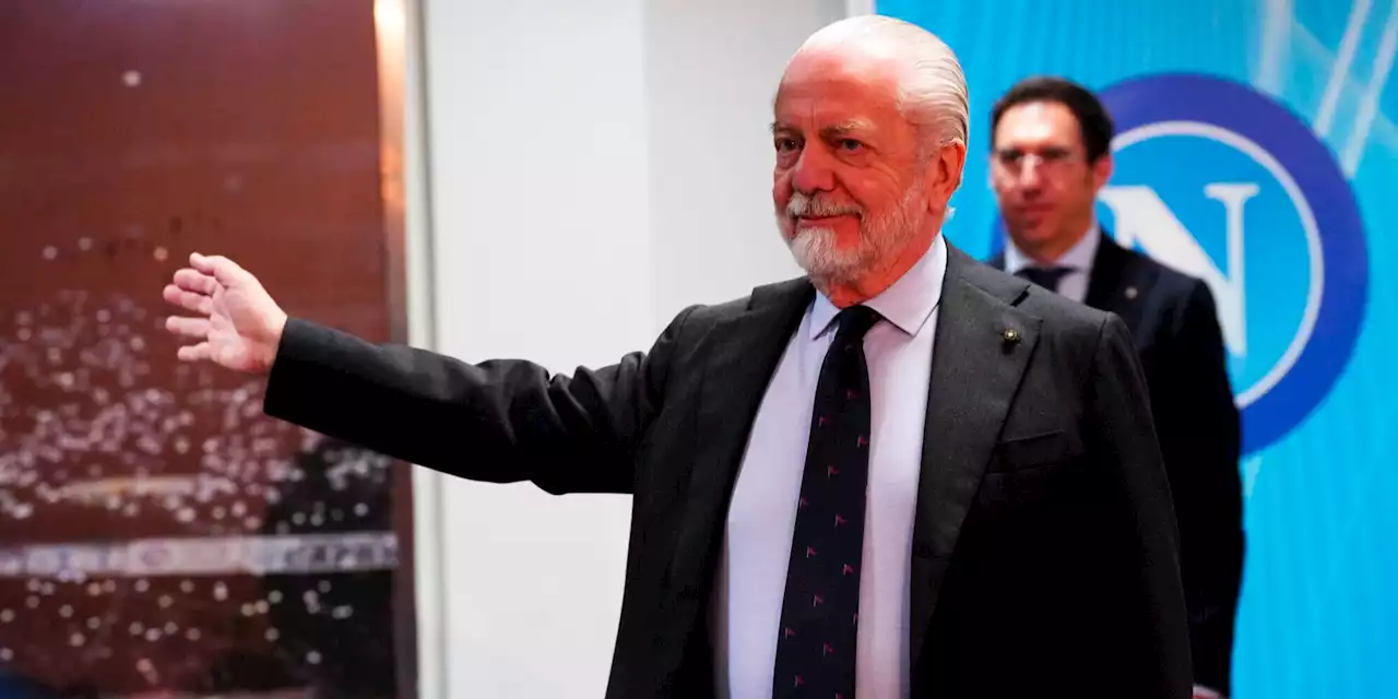 De Laurentiis e il nuovo allenatore Napoli: Niente fretta, c’è tutto giugno