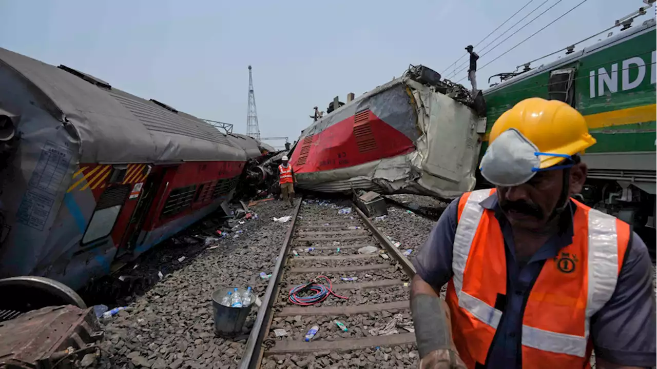 India train crash kills over 280, injures 900 in one of nation's worst rail disasters