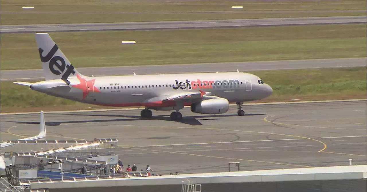 Jetstar pilot stood down after traces of illicit drug found on luggage