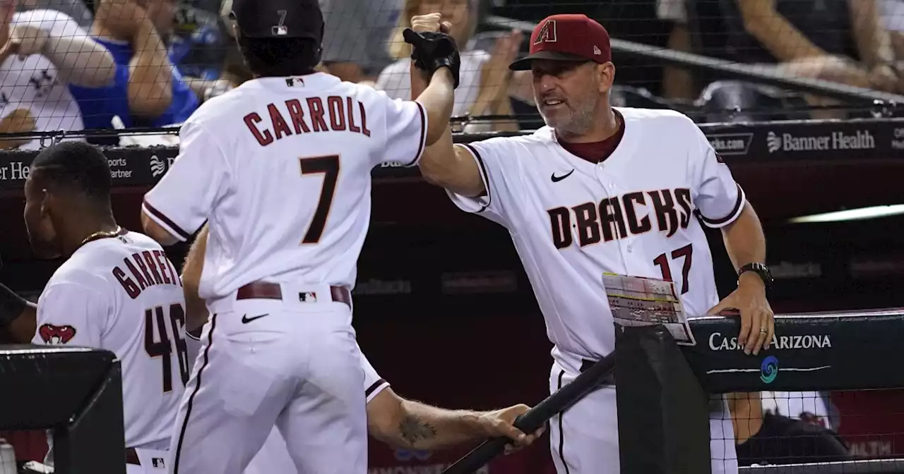 Diamondbacks extend Lovullo's contract through 2024 season