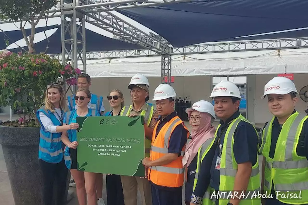 Formula E sumbangkan 4.500 pohon untuk TK hingga SMA di Jakarta