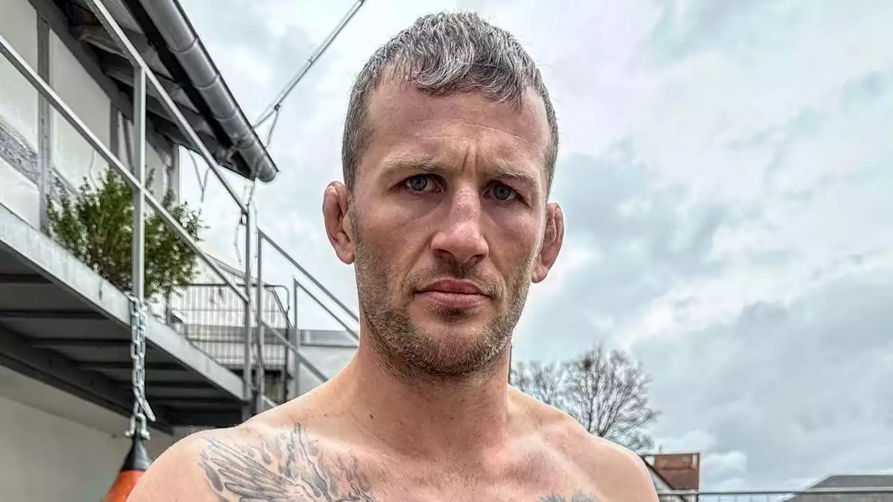 MMA: Stephan Pütz zeigt kaputte Hand –Käfig-Star mit schwerer Erfrierung!