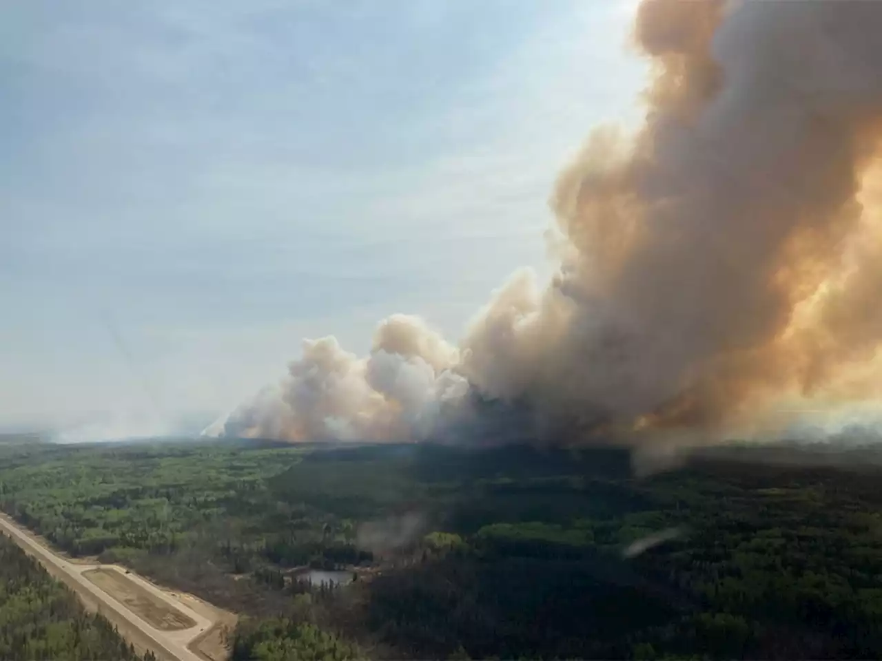 June means trouble for B.C. wildfires with hot, dry forecast set to compound drought