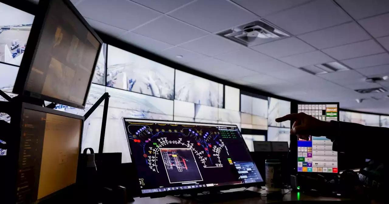 The turn: Behind the scenes as American Airlines readies a jet for takeoff