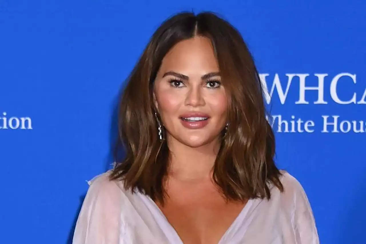 Chrissy Teigen Explains ‘Insane’ DNA Test Mishap That Left Her Convinced She Had An Identical Twin Sister