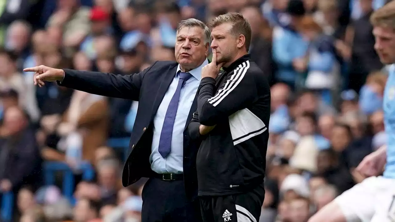 Leeds: Allardyce's assistant makes 'impossible job' claim; club consider 'the next Bielsa' and Corberan