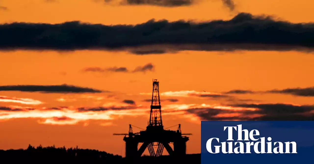 Starmer urged not to U-turn on new North Sea oil and gas ban