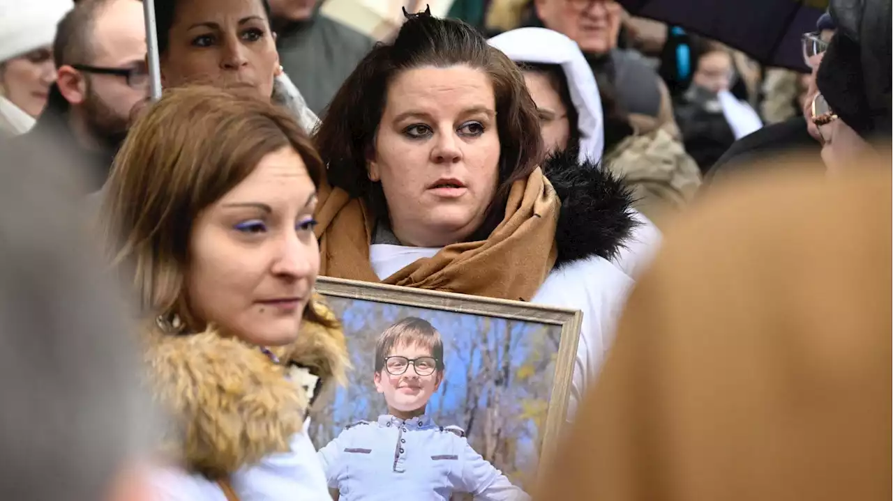 Après le suicide de Lucas, les collégiens reconnus coupables de harcèlement mais pas de sa mort