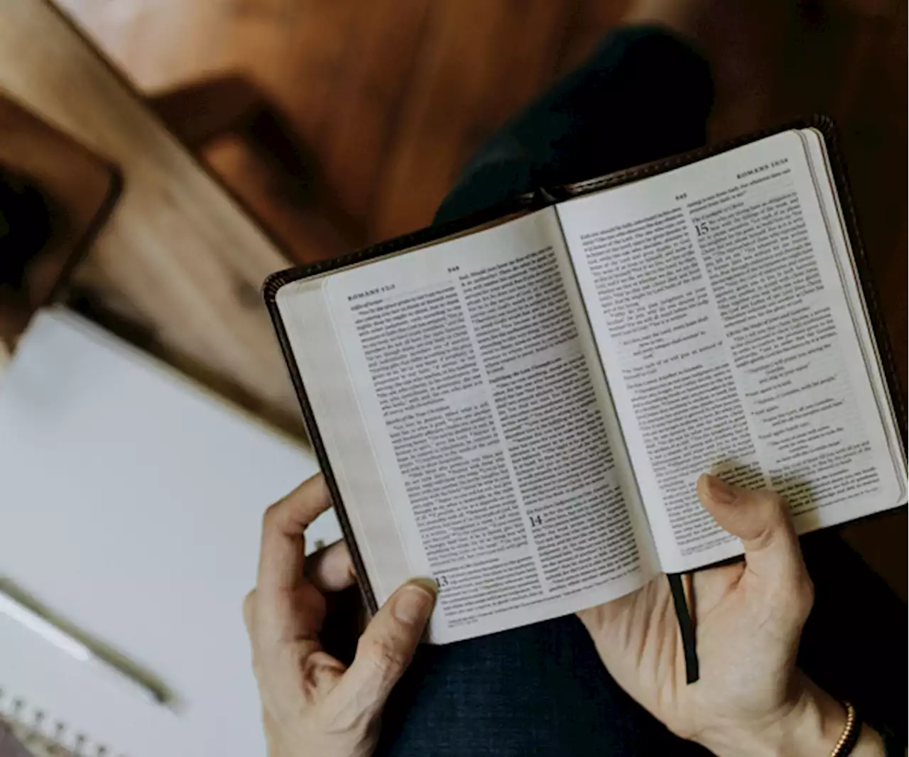 Lifeway Women Recommends | Resources to Become a Student of Scripture - Lifeway Women