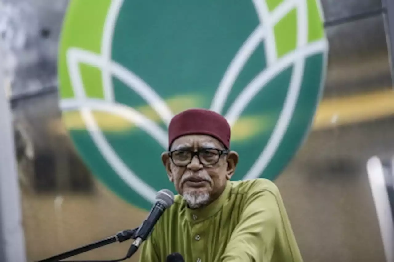 After Anwar slams Hadi for harping on race, PAS president insists only Malay-Muslims should lead Malaysia