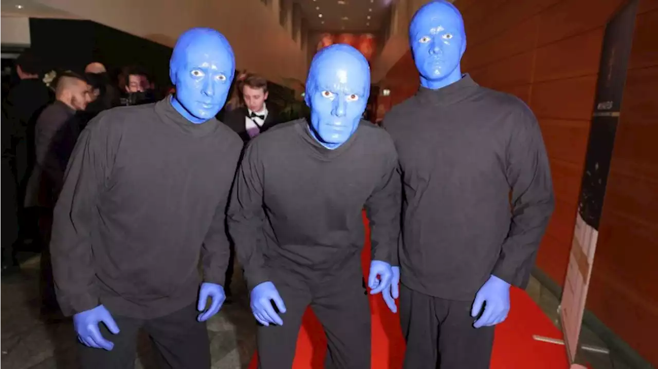 Blue Man Group bei Eröffnungsfeier der Special Olympics