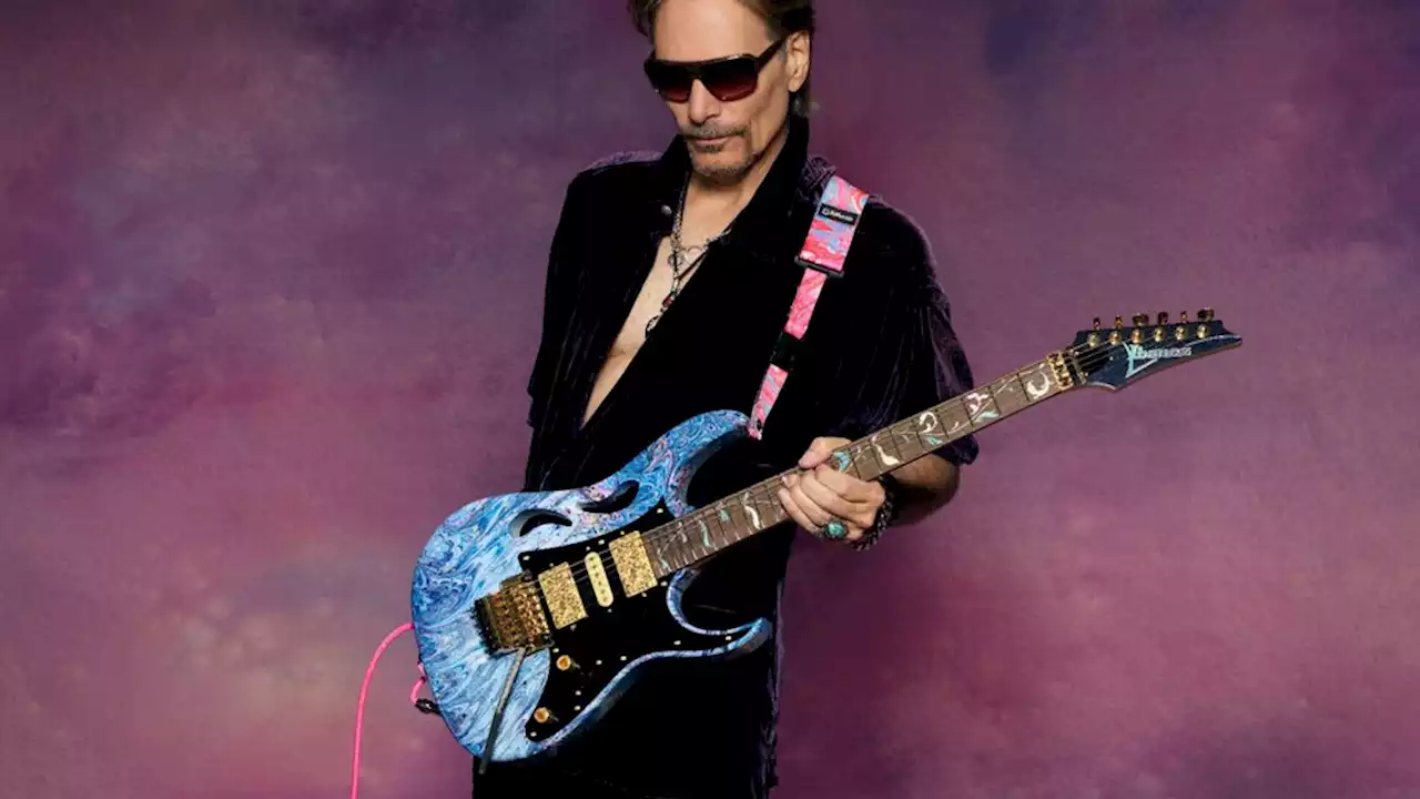 Steve Vai: 'Me gusta hipnotizar con la performance' | El músico estadounidense tocará este martes en el Luna Park