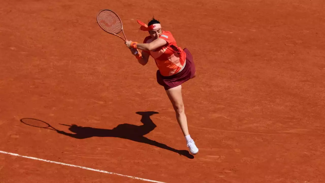 Roland-Garros: la Tunisienne Ons Jabeur file en quarts de finale