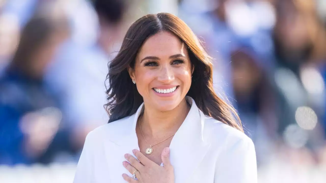 Meghan will give her Cartier watch to Princess Lilibet