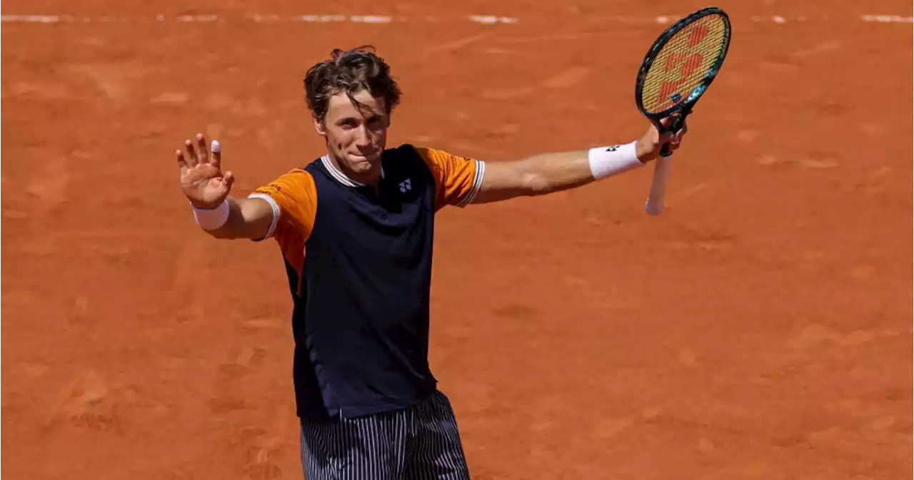 Roland Garros: Ruud ai quarti senza problemi, Rune soffre ma batte Cerundolo