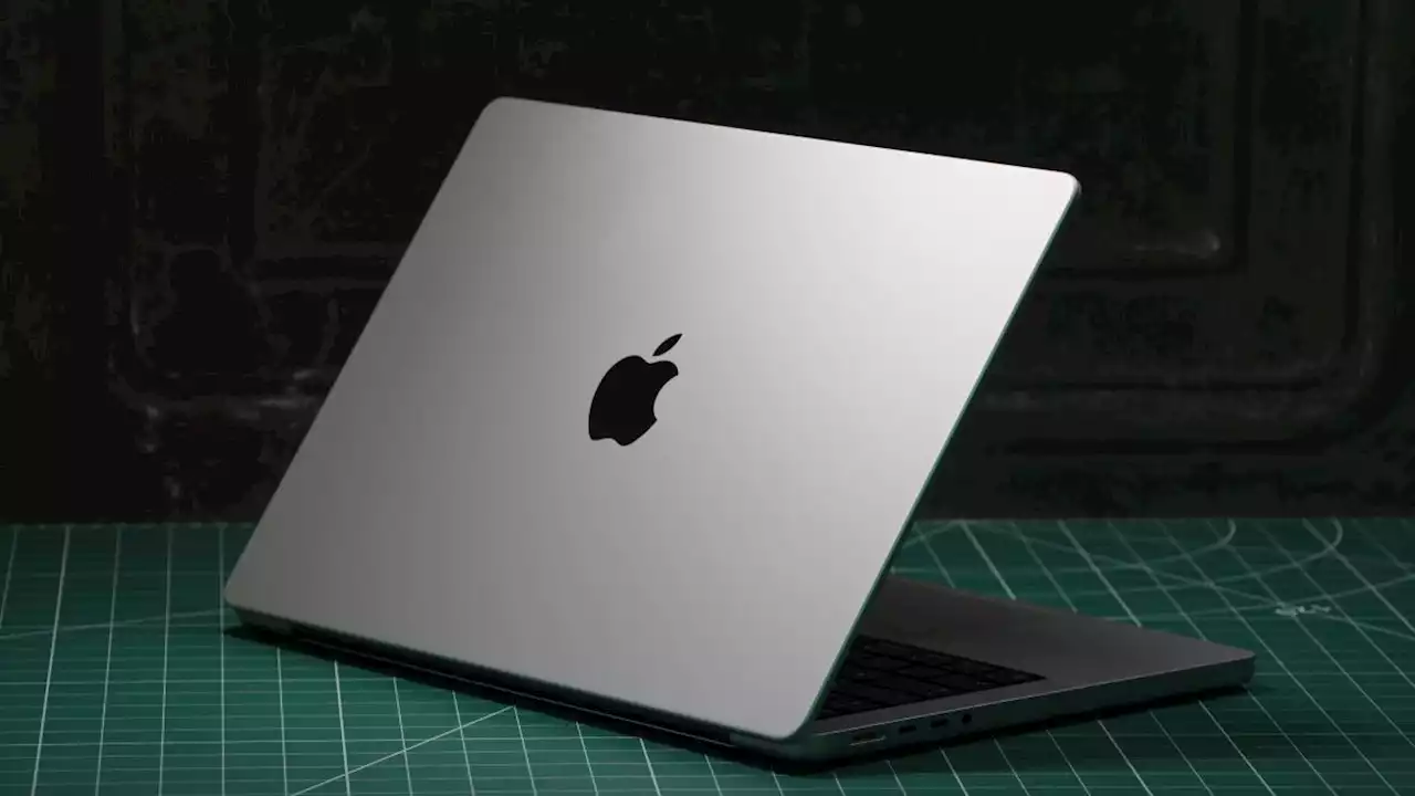 Why Apple needs to make a 2-in-1 MacBook