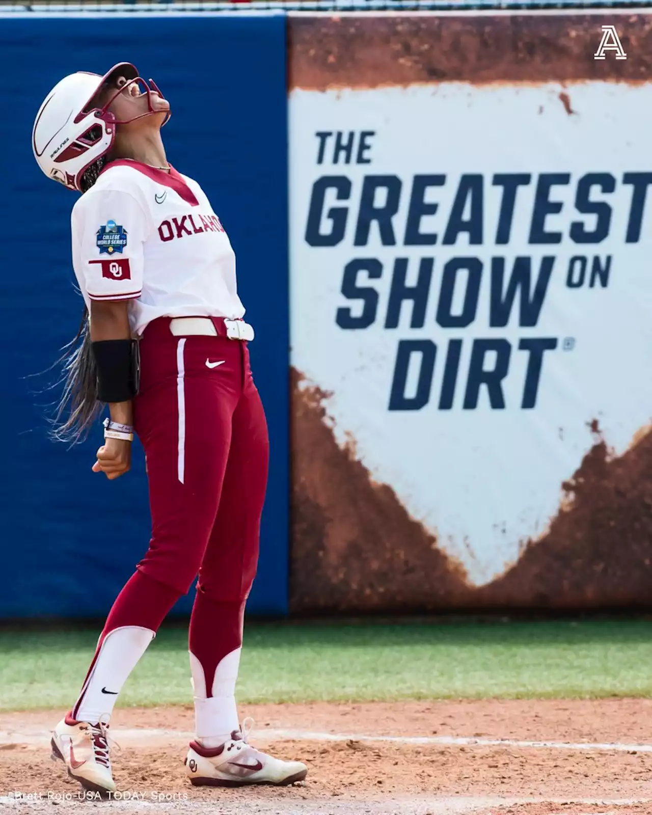 WCWS live updates