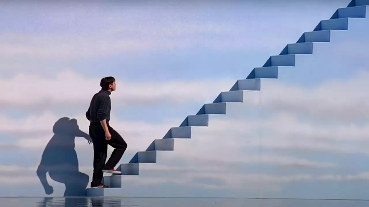 Everyday is The Truman Show and everyone is insane