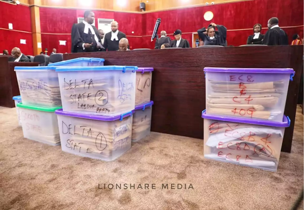 PHOTOS: Obi present as LP tenders exhibits from eight states before tribunal | TheCable