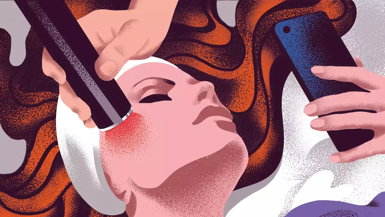 How Top Facialists Navigate the High-Touch, High-Tech Divide