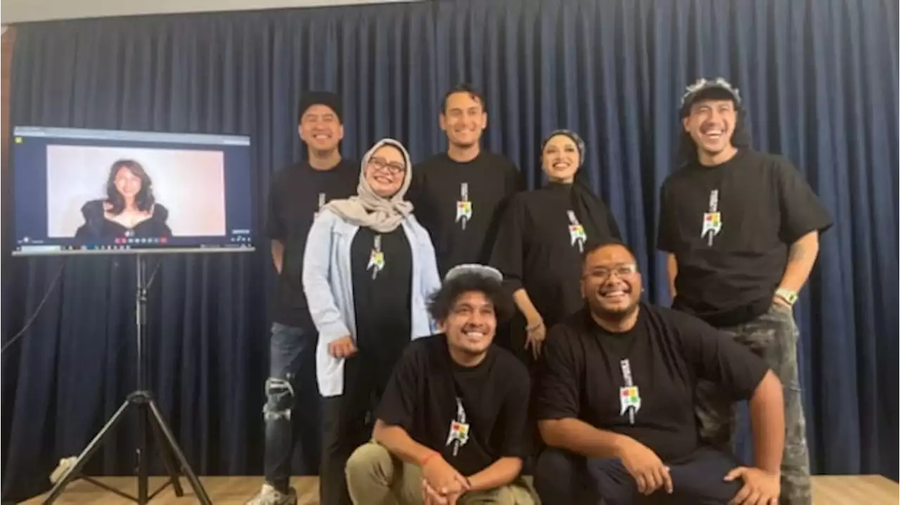 Duduk di Bangku Produser, Ini Cerita Pandji Pragiwaksono di Serial Name for A Band