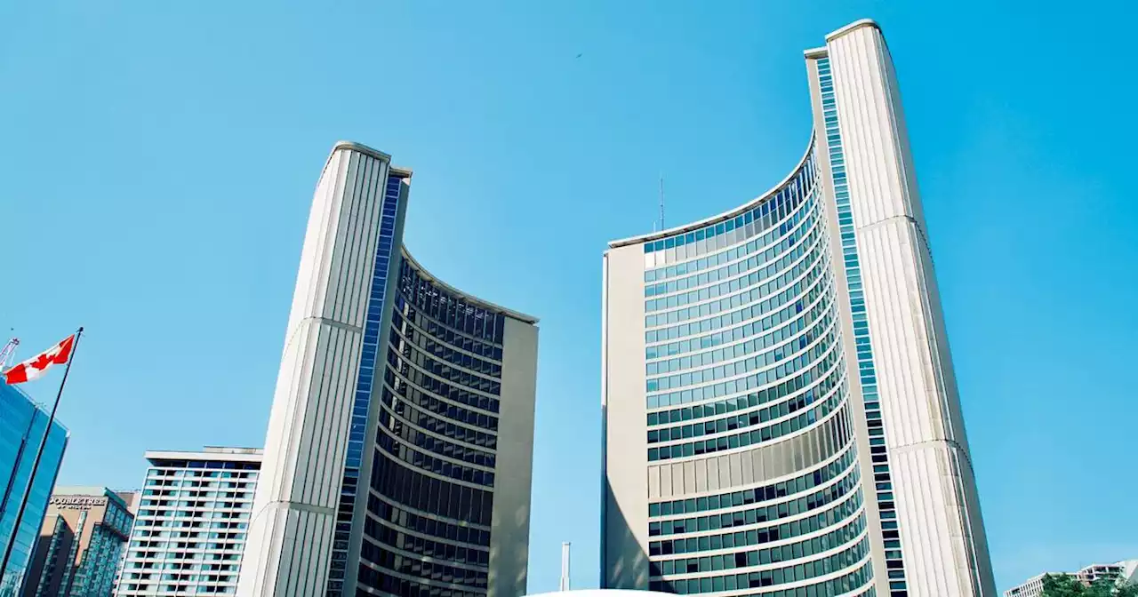 Toronto mayoral candidate slammed for comments on immigrants