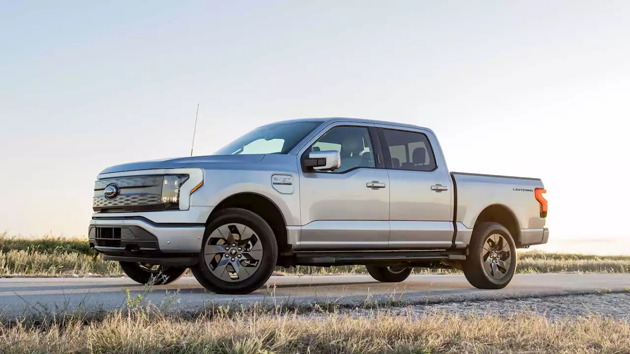 Load Up A Ford F-150 Lightning And See Its EPA Driving Range Suffer
