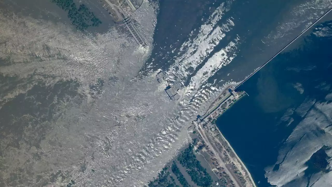 Satellitenbilder zeigen die Flutzone am Dnipro