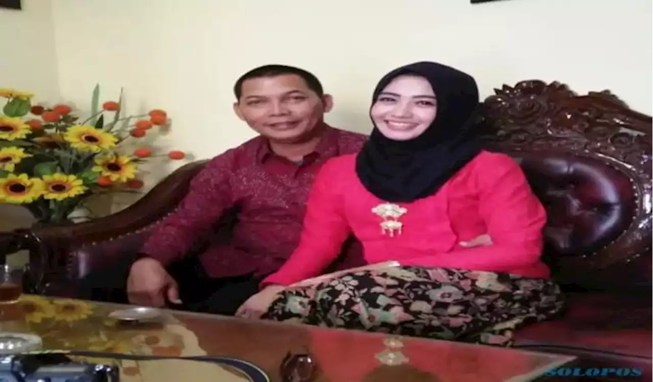 Inilah Serlly Yusnita, Istri Wawali Solo Teguh Prakosa