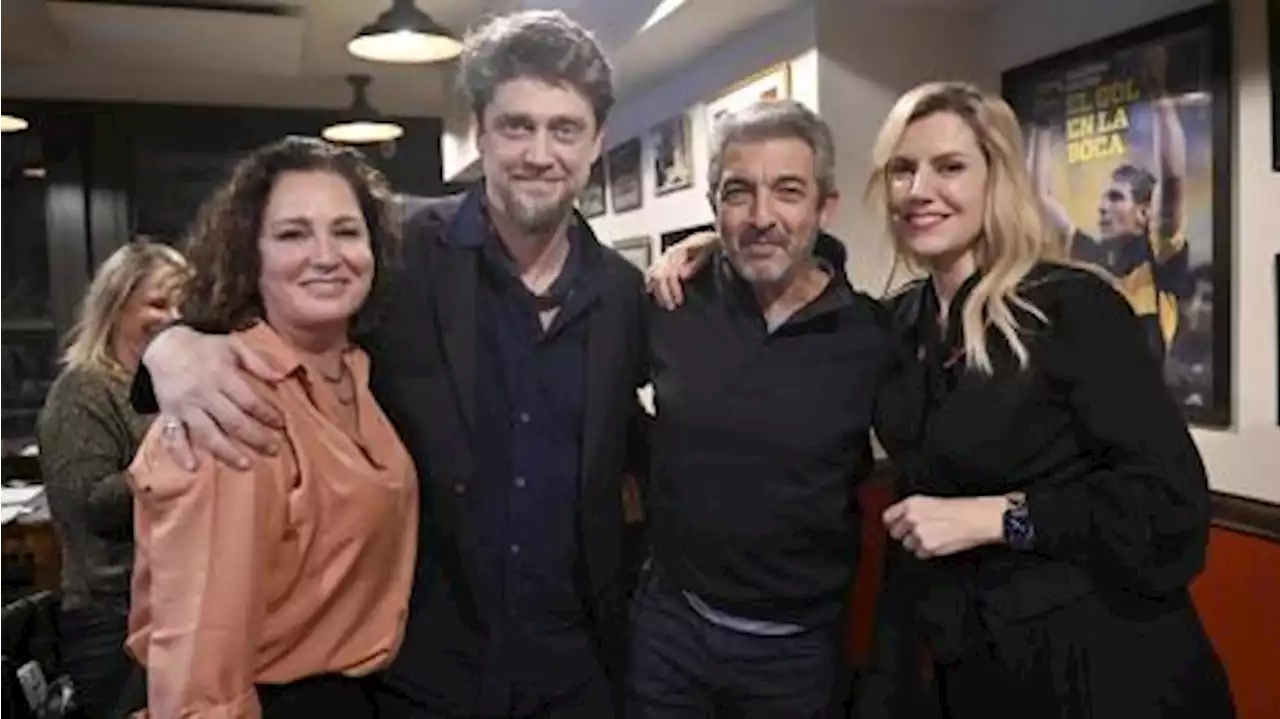 Ricardo Darín y los hermanos Muschietti, juntos en un restaurante de Núñez