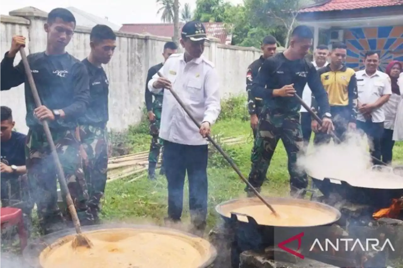 Pemkot Pariaman kenalkan tradisi marandang kepada peserta Latsitarda