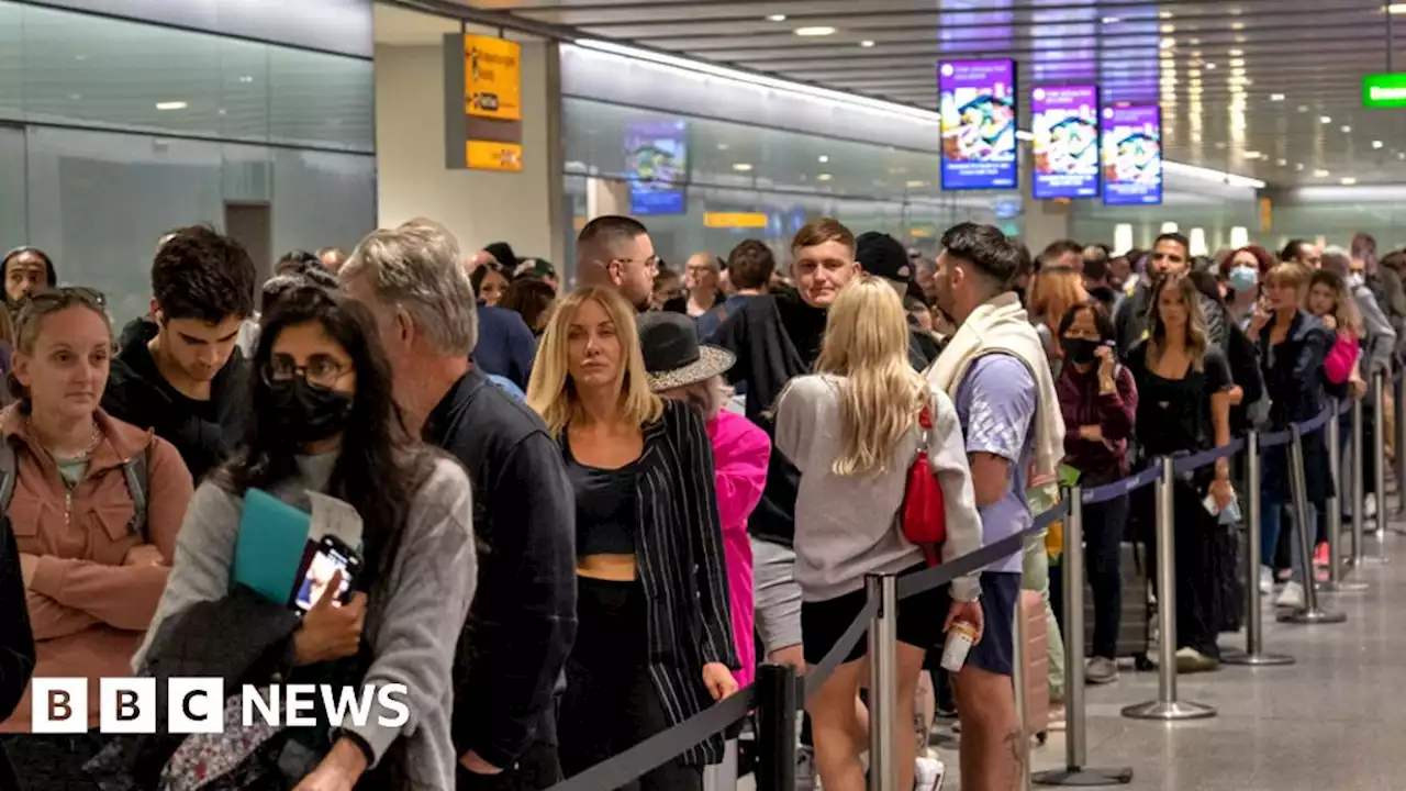 Heathrow security officers announce summer strikes