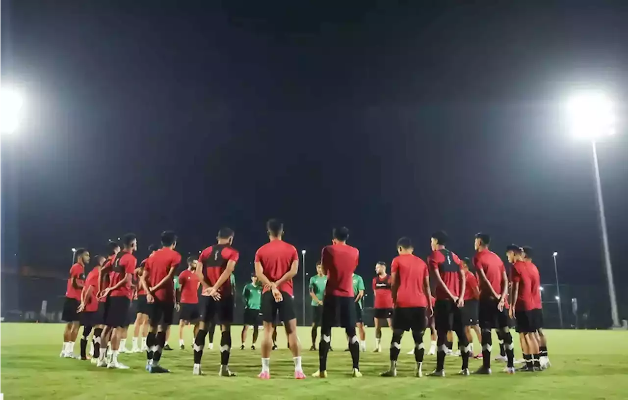 Konvoi Timnas Indonesia di Surabaya Sebagai Bentuk Penghormatan