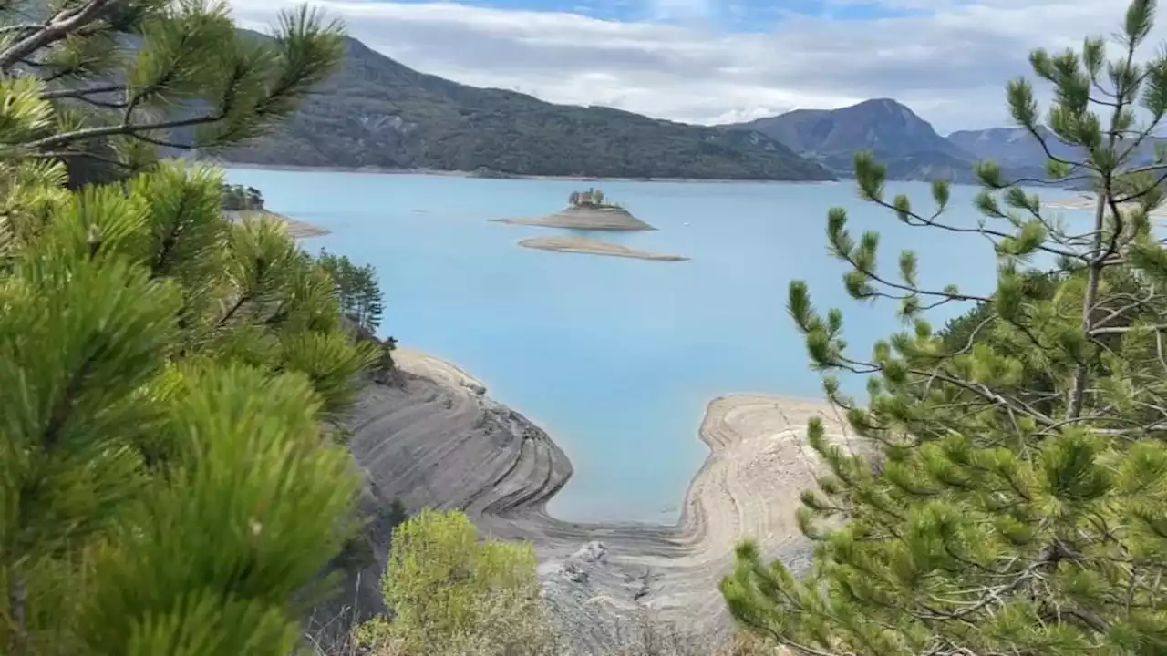 Une embarcation en difficulté signalée au lac de Serre-Ponçon, les pompiers découvrent finalement un morceau de ponton