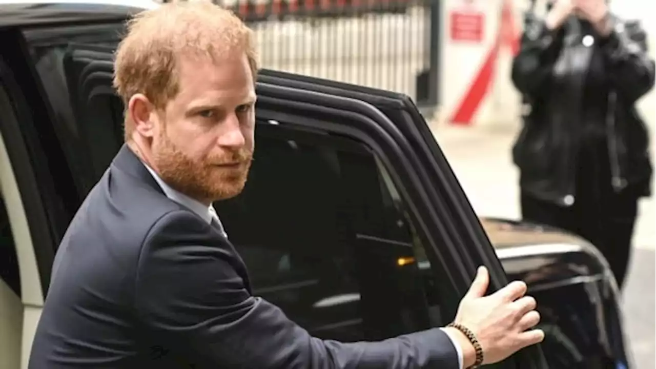 Phone-hacking was on 'industrial scale' in U.K. press, Prince Harry tells court | CBC News