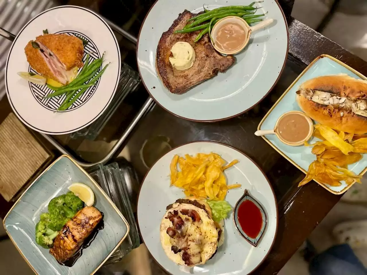 Voi Cafe + Lounge: A Hidden Gem at No. 8 Apitong corner Escario Street