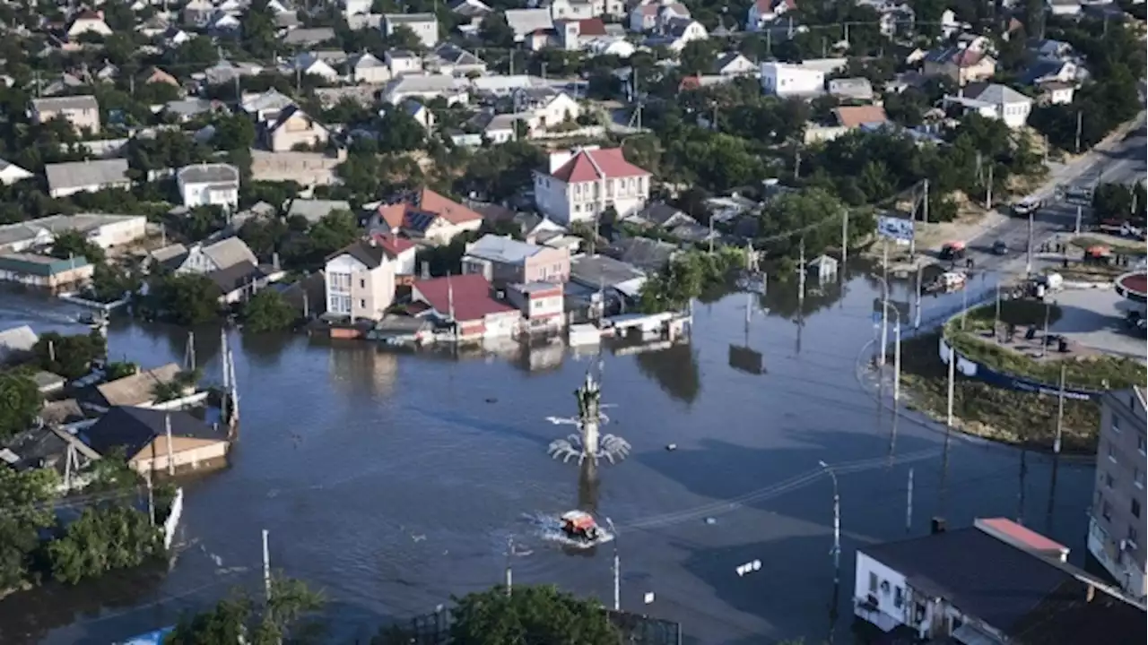 Floodwaters engulf more areas of southern Ukraine after dam breach as hundreds evacuated