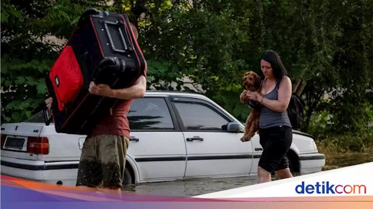 Puluhan Ribu Warga Dievakuasi Akibat Jebolnya Bendungan Kakhovka