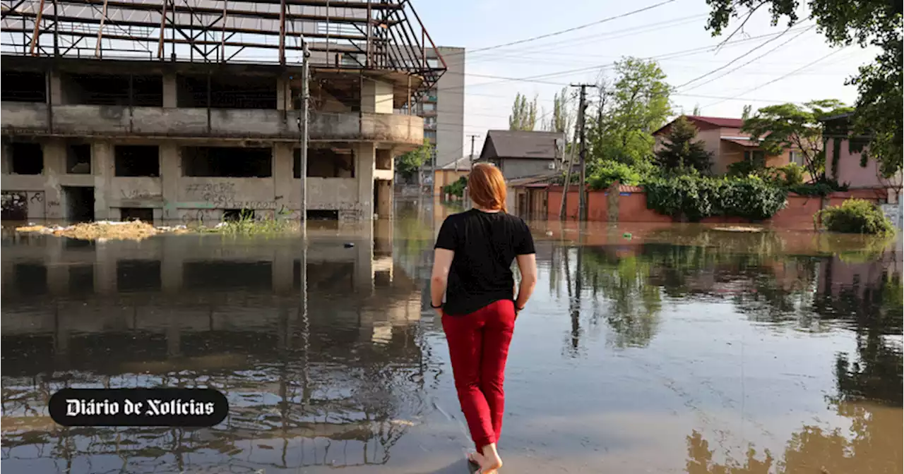 Pelo menos sete desaparecidos após destruição de barragem