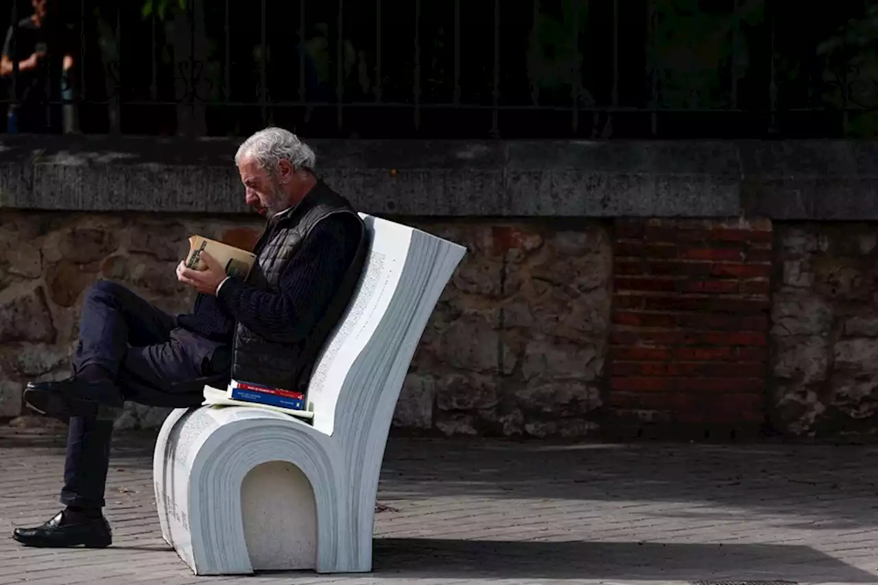 La poesía de Martín Gaite y de K.Lequin, entre las recomendaciones de los libreros para junio