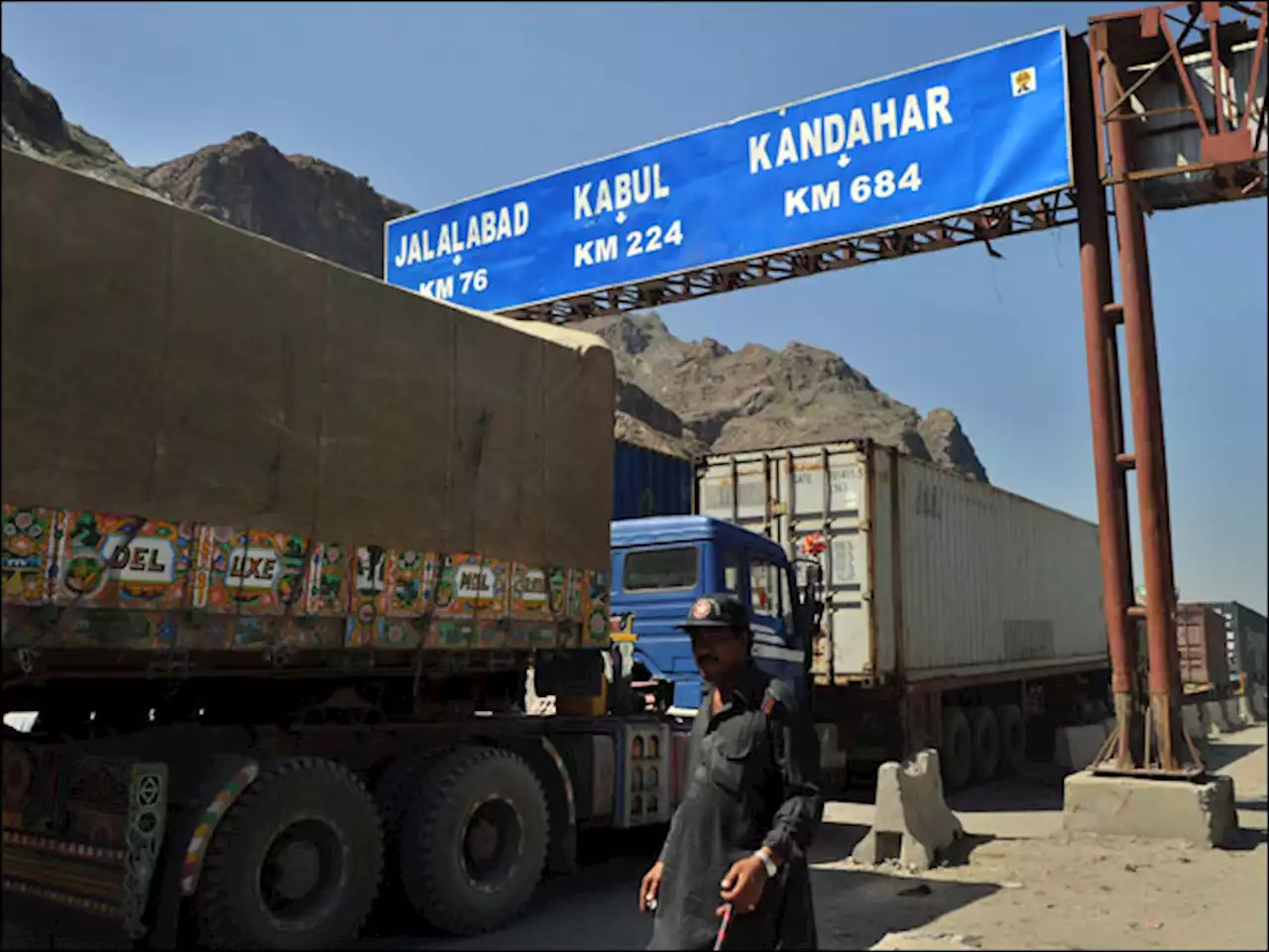 حکومت کا نیٹو سامان کی ترسیل کی مانیٹرنگ کرنیکا فیصلہ - ایکسپریس اردو